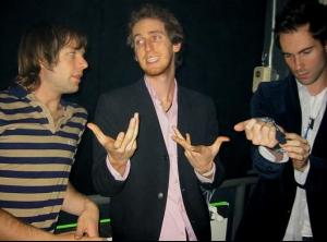 post-3319-1169641615_thumb.jpg
