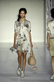 Cynthia_Rowley_NY_S_S_07_108.jpg