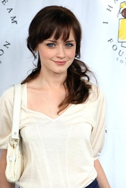 alexis_bledel_bledel2_UL8Y7aq.sized.jpg