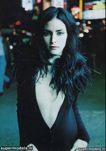 Danielle_Zinaich_01.jpg