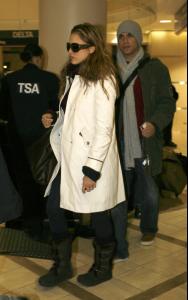 jessica_alba_lax_2.jpg