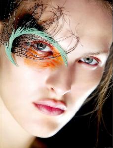 blk2-792-Anna_Eirikh-VogueDE1102-ph.jpg
