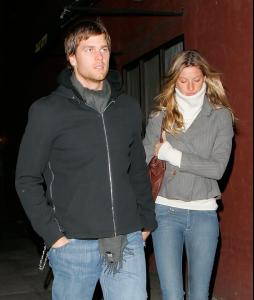 67644_Gisele_Bundchen_NYC_Candids_0.jpg