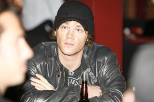 jpcelebritypoker0212060bh0.jpg