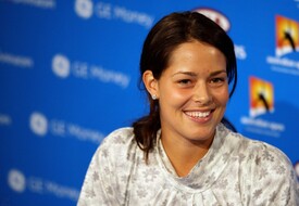 Australian_Open_2008_-_Day_12_07.jpg