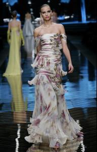 71467_ss2008_Valentino_HC_Celebrity_City_17_122_350lo.jpg
