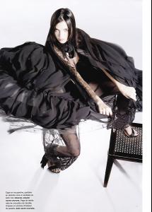 Maria_Num__ro_No36_Sep02_La_Couture_Vue_De_Haut_byKarlLagerfeld2.jpg