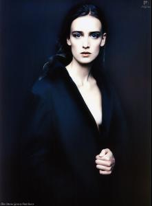 anne_catherinehypesad18_Lacroix_AnnCatherine_Roversi_Cerruti.jpg