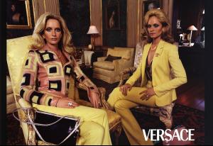 amber_versace_fw00_byStevenMeisel7.jpg