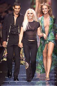 amber_Versace_Spring_2000_Ready_to_Wear5.jpg