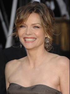 Michelle_Pfeiffer14th_Annual_Screen_Actors_Guild_Awards_Arrivals_02.jpg