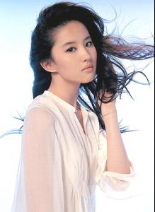 219px x 300px - Liu Yifei - Actresses - Bellazon