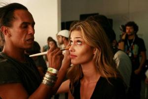 20100121103438_128404_large_max_weber_e_ana_beatriz_barros.jpg