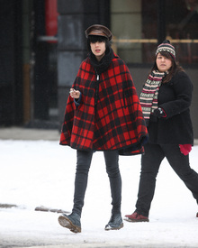 Preppie_-_Agyness_Deyn_out_and_about_in_new_York_City_-_Jan._1_2010_3152.jpg