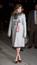 Preppie_-_Amy_Adams_at_the_Late_Show_with_David_Letterman_-_Jan._5_2010_347.jpg