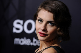 celebrity-paradise.com-The_Elder-Willa_Holland_2010-01-21_-_Legion_World_Premiere_in_Hollywood_2269.jpg