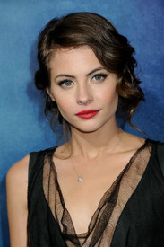 celebrity-paradise.com-The_Elder-Willa_Holland_2010-01-21_-_Legion_World_Premiere_in_Hollywood_6402.jpg