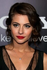 celebrity-paradise.com-The_Elder-Willa_Holland_2010-01-21_-_Legion_World_Premiere_in_Hollywood_7106.jpg