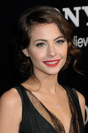 celebrity-paradise.com-The_Elder-Willa_Holland_2010-01-21_-_Legion_World_Premiere_in_Hollywood_8356.jpg