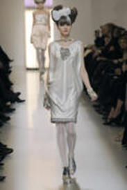 th_chanel_paris_hautecouture_jan_springsummer10__631.jpg