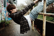 th_66d2f460276170.gif