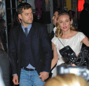 th_1ca3aa63739896.gif