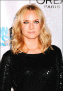th_3a12df63954287.gif