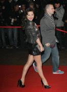 th_62f8bd65332840.gif