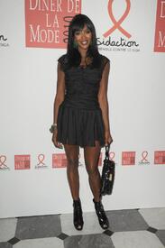Naomi_Campbell_Fashion_Dinner_for_AIDS_35.jpg