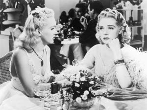 4000042_lg_3_Betty_Grable_and_Alice_Faye.jpg