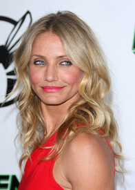 celebrity_paradise.com_TheElder_CameronDiaz140.jpg