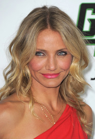 celebrity_paradise.com_TheElder_CameronDiaz158.jpg