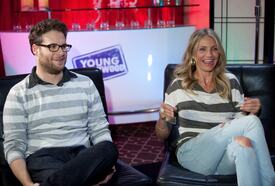 celebrity_paradise.com_TheElder_CameronDiaz2011_01_10_visitYoungHollywood.cominLA6.jpg
