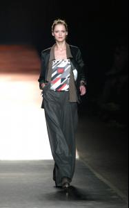 17901_celebrity_city_Various_Milan_Fashion_Shows_171_123_197lo.jpg