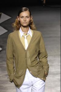 14555_celebrity_city_Paul_Smith_London_Fashion_Show_33_123_463lo.jpg