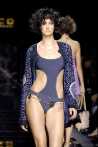 74157_celebrity_city_Fisico_Milan_Fashion_Show_66_123_438lo.jpg