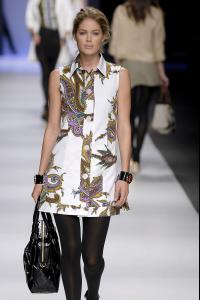 14890_celebrity_city_Etro_Milan_F_W_07_41_123_309lo.jpg