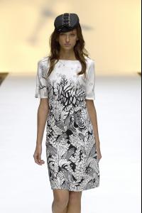 80948_celebrity_city_Emma_Cook_London_Fashion_Show_67_123_355lo.jpg