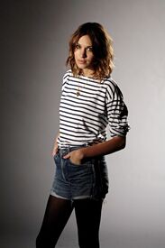 tduid300116_by_mah0ne_Alexa_Chung_Glenn_Dearing_Photoshoot_2009_005.jpg