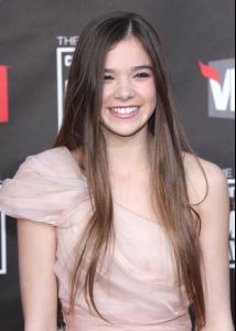 57939_Preppie_Hailee_Steinfeld_at_16th_Annual_Critics_Choice_Movies_Awards_3_122_447lo.jpg