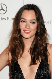 74929_Leighton_Meester_2011_ArtOfElysium_Heaven_Gala_1_J0001_005_122_588lo.jpg