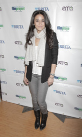 77894_emmanuelle_chriqui_britafilterforgood_sundan.jpg