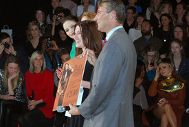 award01.jpg