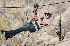 leo_erin_zip_line_014_src.jpg