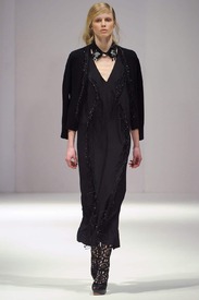 quirine_engel_clements_ribeiro_fw11_lnd_2.jpg