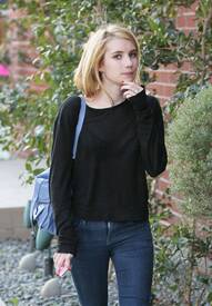 Emma Roberts in Beverly Hills 1005.jpg