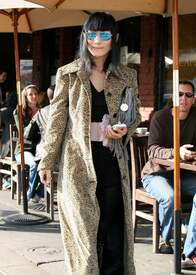 Bai Ling leaves the Kings Road Cafe in L.A. 19.1.2012_08.jpg