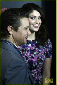 jeremy-renner-gemma-arterton-hansel-gretel-witch-hunters-australian-premiere-02.jpg