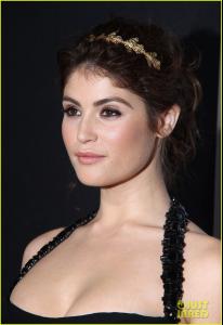 jeremy-renner-gemma-arterton-hansel-gretel-witch-hunters-premiere-25.jpg