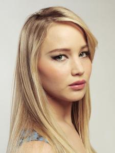 Jennifer_Lawrence___Patrick_Fraser_Photoshoot_2011_01.jpg